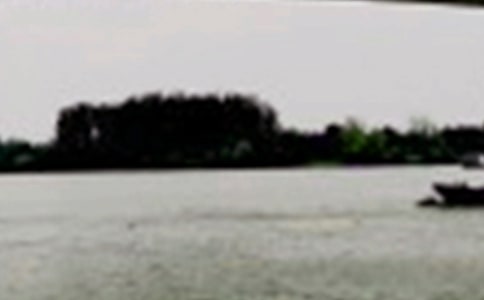 �^���L����̖���и�