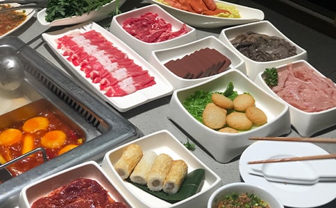 冬至火鍋店發(fā)朋友圈簡短文案