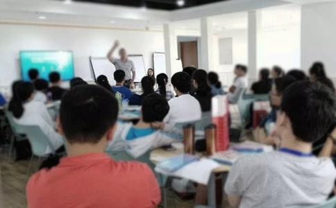 《最后一頭戰象》的教學實錄