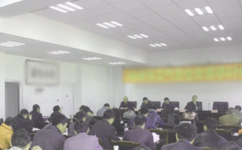 ؔ�ս�(j��ng)����Ƹ���v�巶��