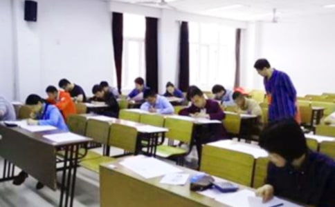 期中考試動員大會發言稿12篇