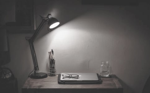 深夜隨想作文
