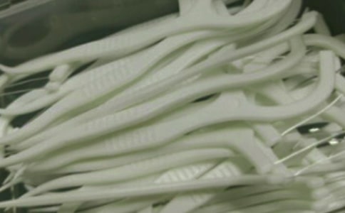 牙線棒的正確使用方法