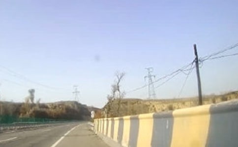 ���ٹ�·��ͨ�����đ�(y��ng)���A(y��)������ͨ��