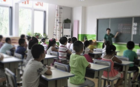 《縮寫故事》教學設計