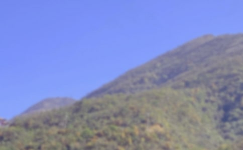 入冬爬山的說說文案