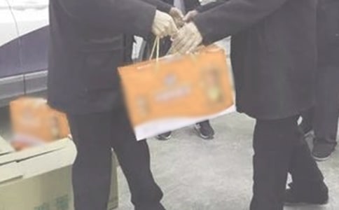 �ͶY������400��